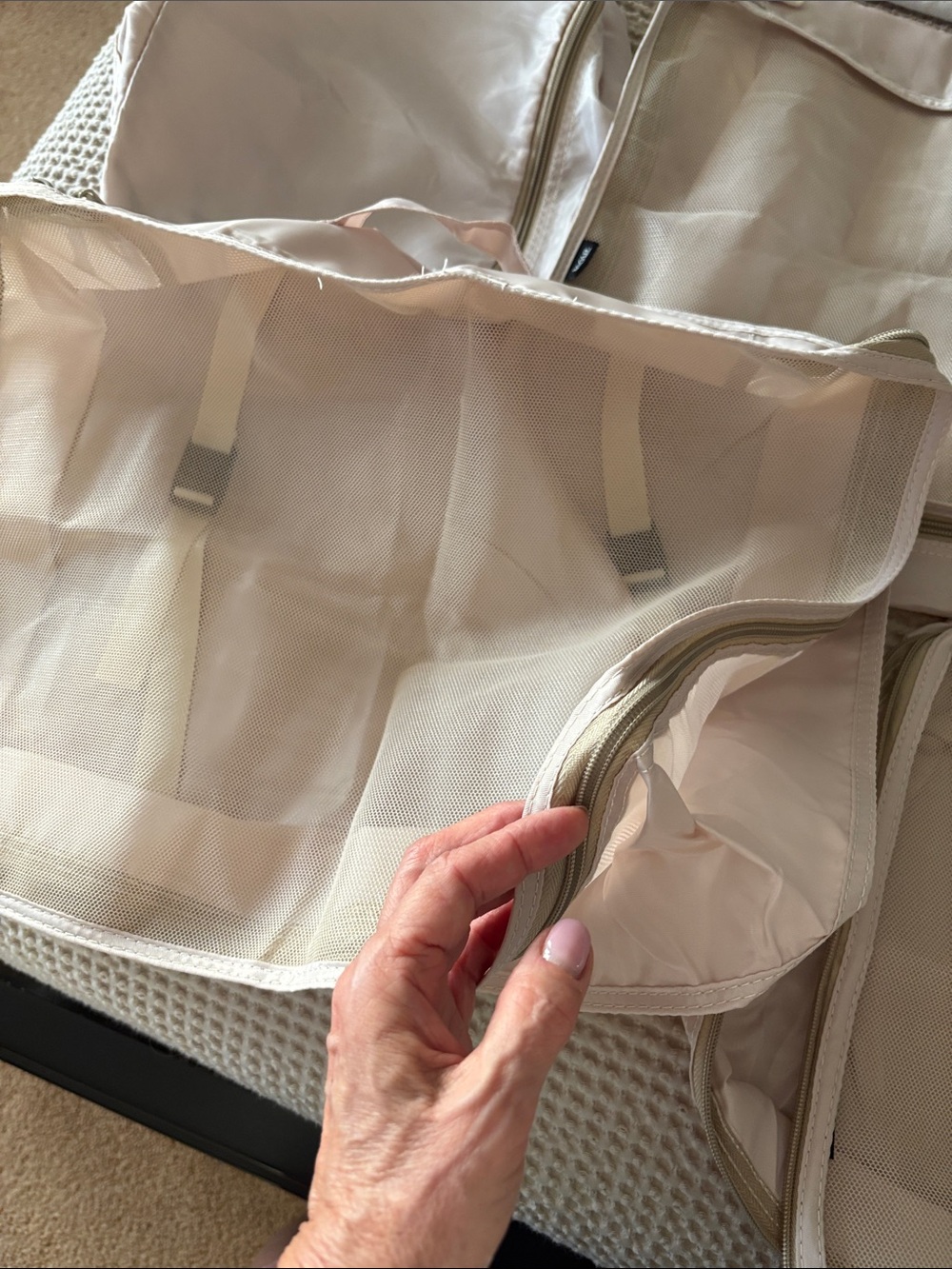 Set of 7 Light Blush Packing Cubes - Picture 2 of 6